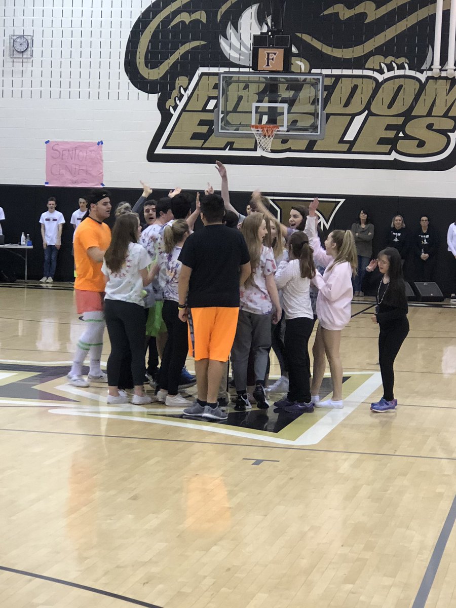 burch0626's tweet image. Big day for @unifiedfhs FHS Pep Rally followed by our last game of the season! Thanks cheer, dance team and choir for your support and participation! #playunified