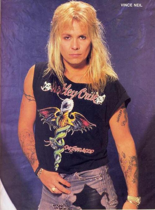 Há 58 anos: nascia Vince Neil do Mötley Crüe. 

Happy Birthday Vince!!   