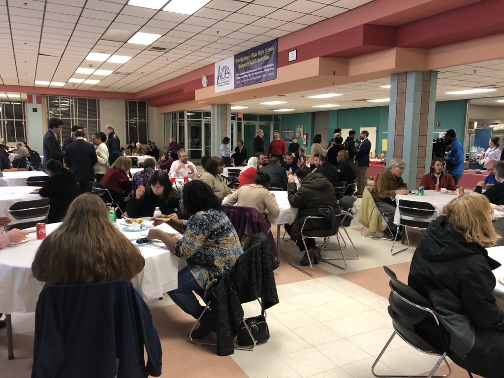 mcfrsPIO's tweet photo. TONITE @MontgomeryCoMD @MoCoCouncilMD @mcfrs break bread & celebrate w/ ‘furloughed’ Federal workers’ resilience. Also providing advocacy & resources as people/workers&their families try to normalize - https://t.co/60OZHo7hV6 along w/ Co Exec Marc Elrich & several Council Members https://t.co/J1kj3bdrTi