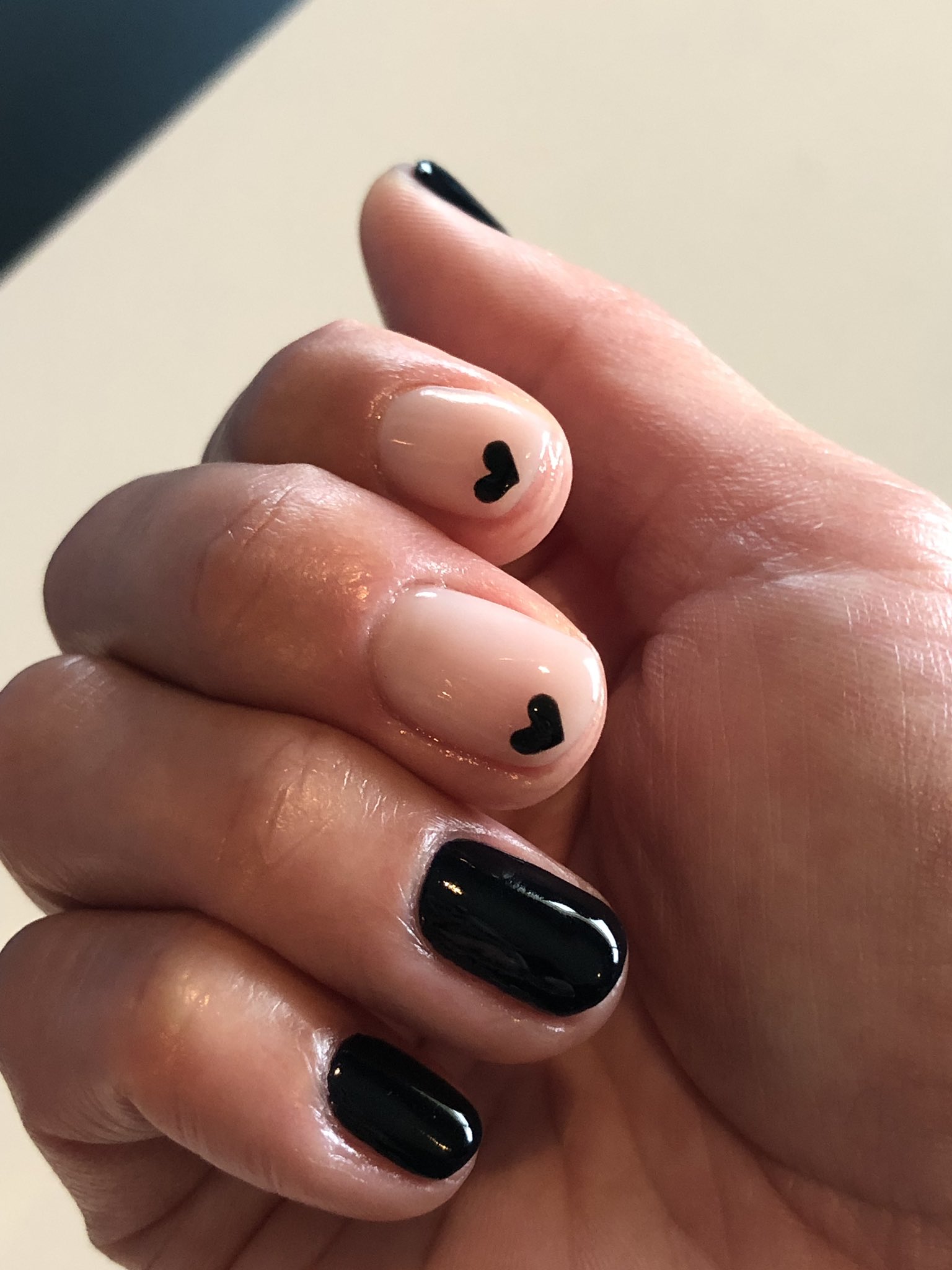 芦屋エステサロン Rico 手書きの が可愛すぎて 自分の指先に見惚れる いつまでも可愛いっ思えるものに囲まれてたい 幸せ 2週間に一回通い続けるネイルサロン T Co U5nagq8c 芦屋ネイルサロン Huali ネイルアート T Co