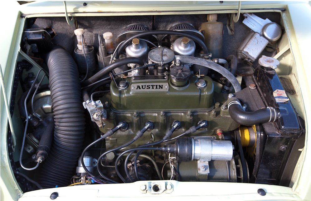 Какой двигатель в мини. Austin Mini 1.1 двигатель. Rover Mini MK. Rover Mini двигатель. Mini Cooper k20 engine.