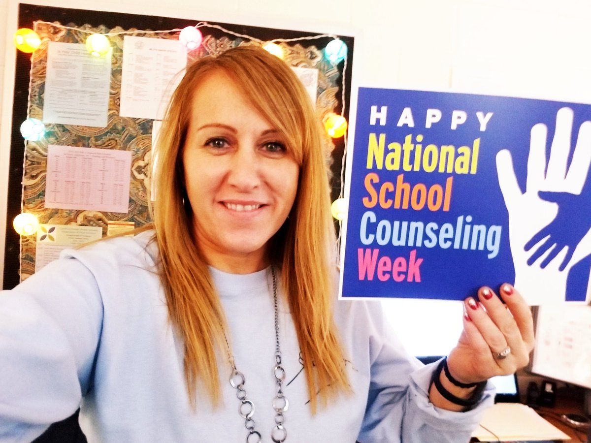 JenN_LunsfordMS's tweet photo. After a challenging week at a job I love...i am (and look!) tired, but happy. #NationalSchoolCounselingWeek #LCPS #middleschool https://t.co/VyrMlSfVUe