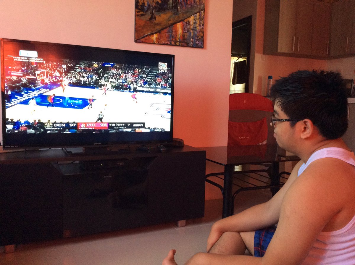 xem_lastman's tweet photo. Dyle enjoying the game at ABS-CBN from Davao City! #nbasabados https://t.co/C7vZ9CgiWx