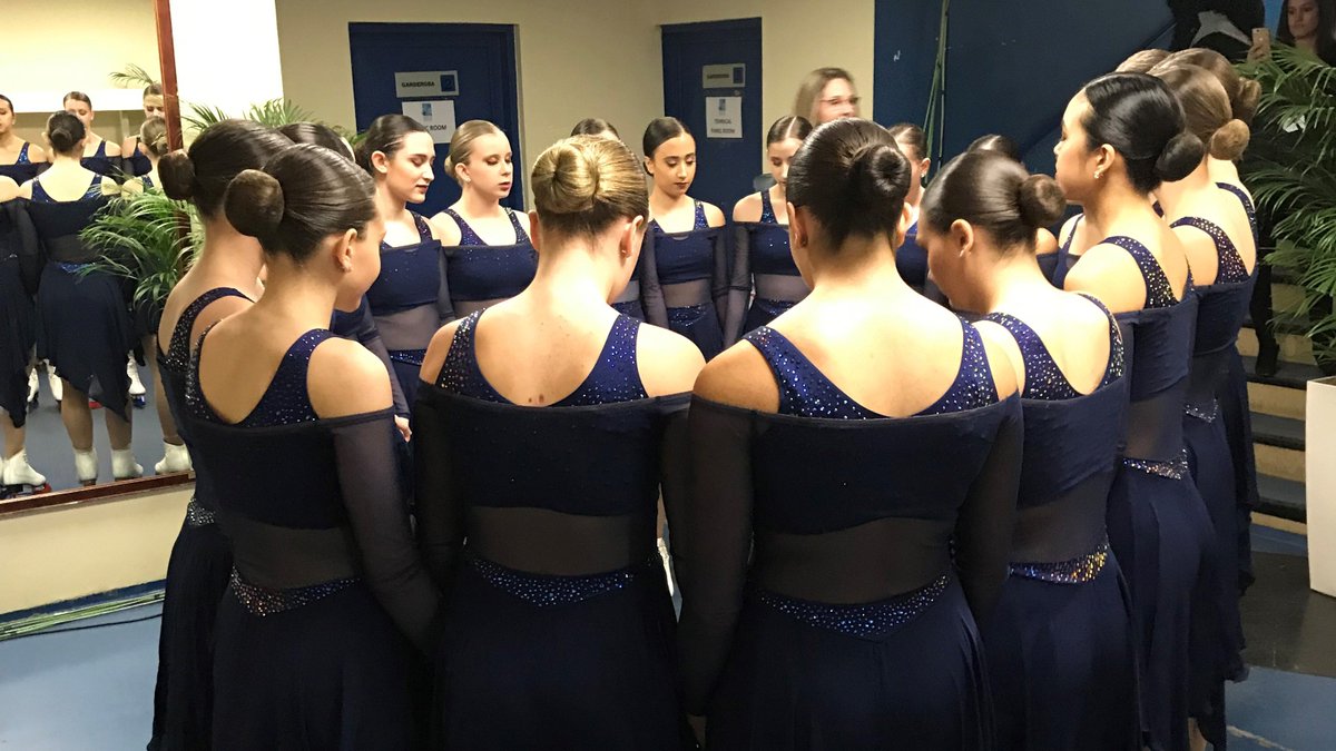 Meanwhile, across the pond... ✈️

3⃣ #TeamUSA synchro teams are in podium position after the short program at #ZagrebSnowflakes! 👏

Zagreb Snowflakes:
Senior:
2⃣ <a href="/SkylinersSST/">Skyliners SST</a> - 72.10
4⃣ <a href="/MiamiOH_Skating/">MiamiSkating</a> - 59.90

Junior:
2⃣ <a href="/StarlightsSynch/">Starlights Skating</a> - 67.54
3⃣ <a href="/FOTLsynchro/">Fond du Lac Blades</a> - 59.15