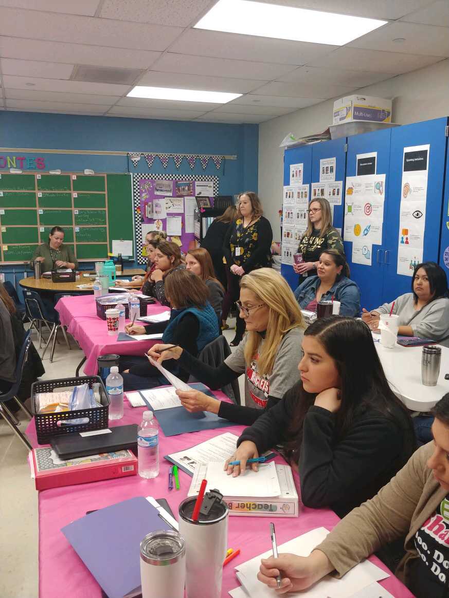 AidePia's tweet photo. Thank you @ALPLCISD for allowing us to learn from Matt Glover today at Ray. Awesome experience 🥰!!! @Brendabeth1 @Mattglover123 @FifthSusana https://t.co/hefAdaroki