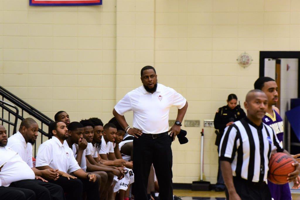 @WRDemonBB <a href="/Jacobi_Cole4/">Jacobi Coleman🎯</a> (15 points)<a href="/CoachJGarman/">Coach J.</a> defeated Bainbridge tonight to advance to region tournament finals v <a href="/VeteransBall/">VHS Basketball Tip-Off Booster Club</a> tomorrow night. Trevon Williams scores 16 pts and Dillards scored game-High 26 points