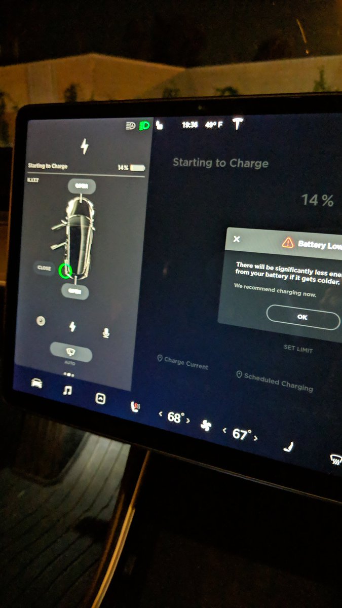 MoreTesla_'s tweet photo. Quick top off at Santa Clarita SuperCharger. 11 of 24 are open. #telsaroadtrip https://t.co/VvNKlAzBiq