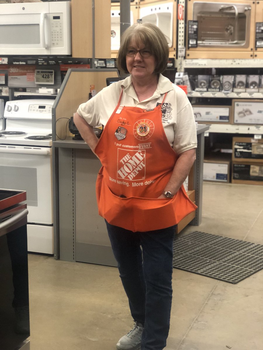 voa0529's tweet photo. The Home Dept Spirit Month ! #Webleedorange #TheHomeDepot https://t.co/eRlyGe0qd2