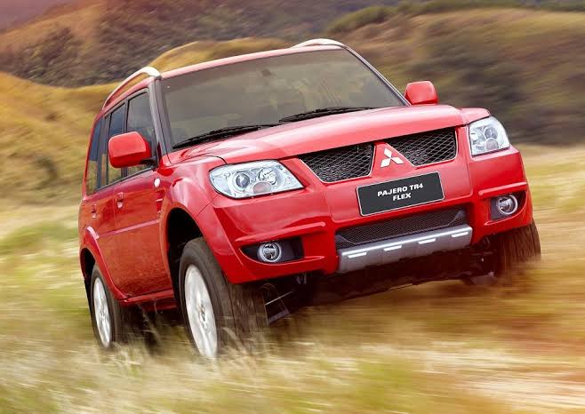 Митсубиси паджеро и паджеро спорт. Паджеро 4. Мицубиси 4 4. Mitsubishi pajero 4. Митсубиси л200 2023 года.