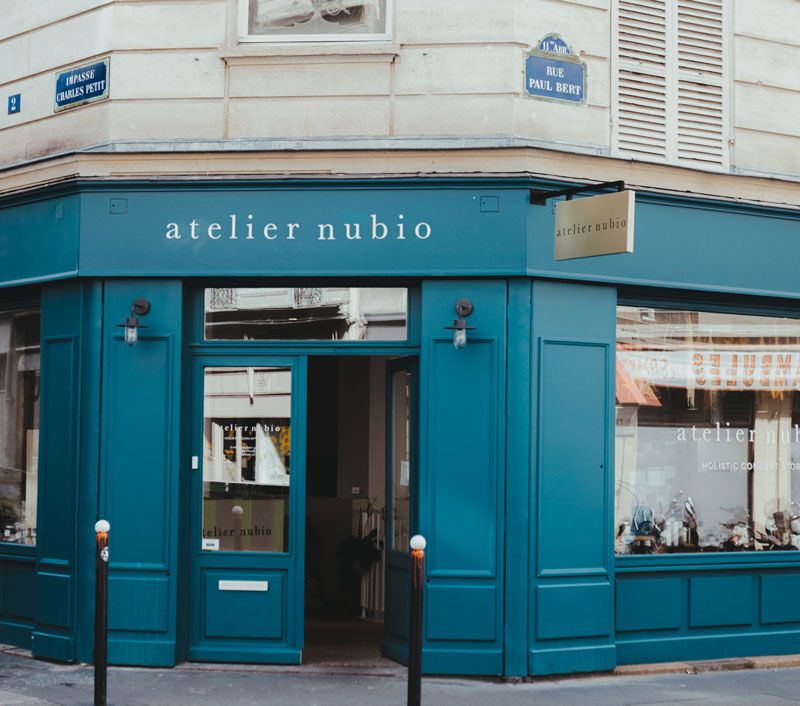 Welcoming space. Tu es bienvenu.e dans notre nouveau Concept Store holistique du 4 rue Paul Bert à Paris. 
#parisgems #organiccertified #ateliernubio #fuelyourdreams#plantbased #nosugar  #detox #curedetox #coldpressed #healingnature #mindfullness #superfood #womenarepowerful