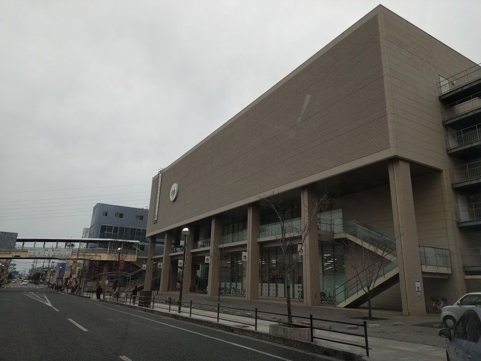 モンテディオ山形広報 Montedio Yamagata Ar Twitter 鹿児島キャンプ 鹿児島のデパート 山形屋 キャンプ練習場の 国分運動公園に向かう選手バスも きりしま国分山形屋 を通ります 新しいピカピカの建物のデパートで名前は 山形屋 なぜ 山形屋 なのか