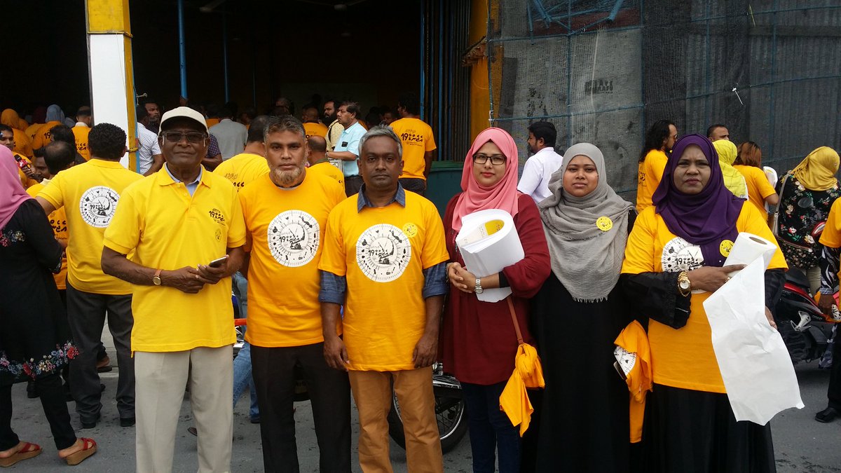 HenveyruUthuru's tweet photo. #Muizzu2019 #HenveiruUthuru #Agenda19 #ThilafathahMajilis #PosterEvent https://t.co/ZhcGQcgl6A