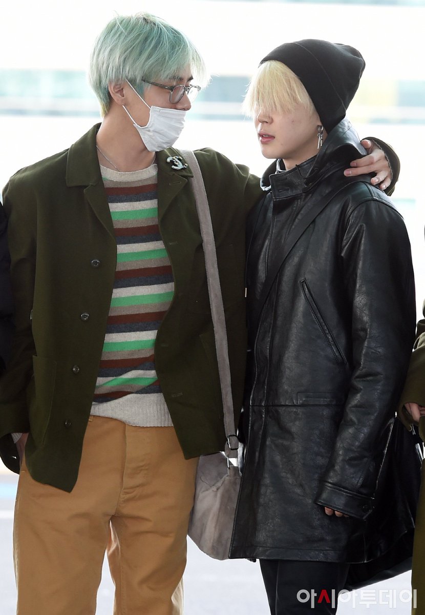 barbiefobia's tweet photo. WHAT KDRAMA IS THIS, I’M DROWNING IN MY TEARS https://t.co/oLxfZZcoVO