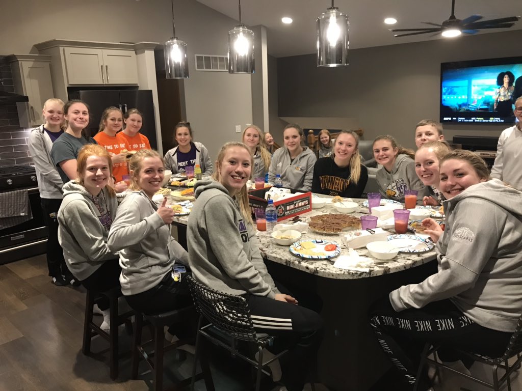 GMGirlsHoops's tweet photo. Grand Meadow 49, Goodhue 42
Isabelle Olson 2 P; Riley Queensland 8 P; Skylar Cotten 9 P, 1 3-PT; Hailey Hindt 4 P; Jordyn Glynn 24 P, 2 3-PT; Kylie Fenton-Musel 2 P.  What a game against a very good Goodhue team. Congrats @jordynglynn on scoring your 2000th career point!#process https://t.co/MnUSlq5xQl
