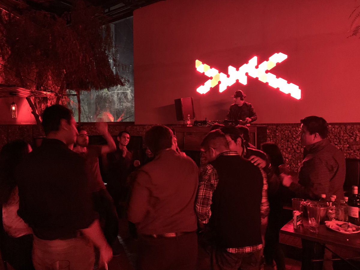 Renderlive_'s tweet photo. TBF - #radio #renderlive #set #bassmusic #nanoleaf #powerhouse https://t.co/icEINm222A