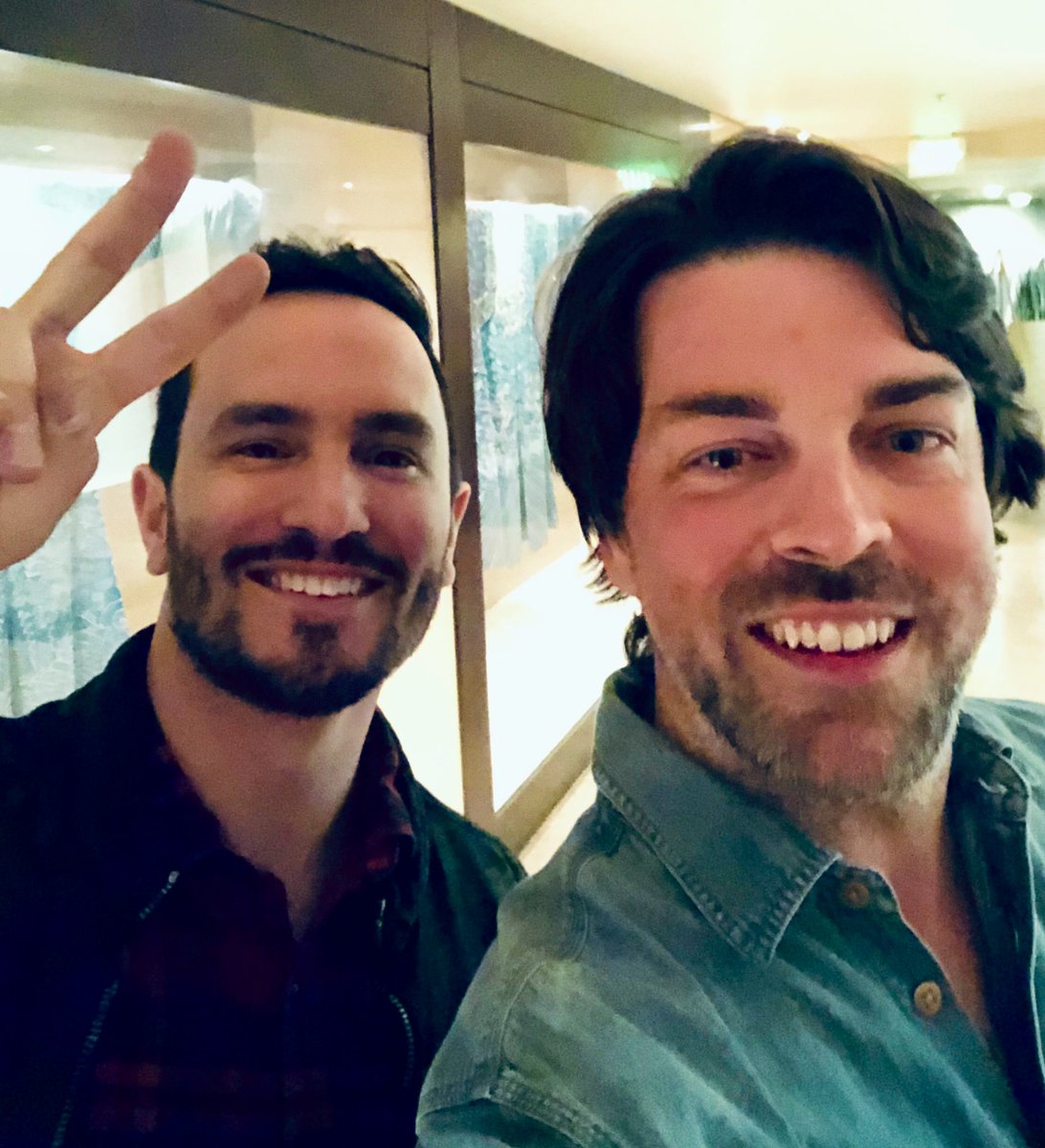 ludoulrich's tweet image. While not on the slopes shredding, still really cool to meet @JeremyBloom11 and hear his story @humwin @Snowbird - 2 favorites in common: @edgar_grospiron in the 90s #albertville and @ScottDorsey in the 2010s #highalpha