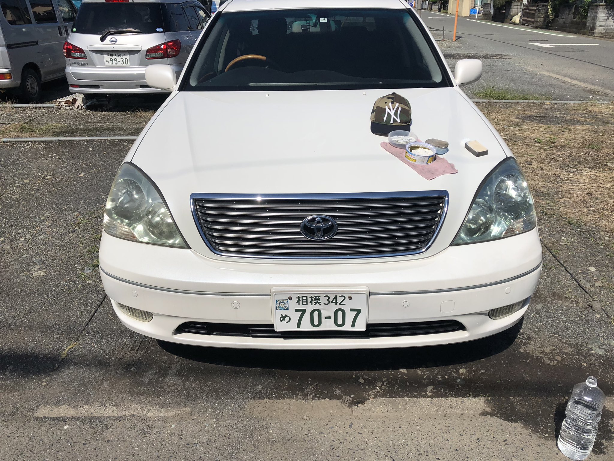 تويتر 杉原翔 على تويتر 朝起きたら車が盗難されてました 30セルシオ 白色です ナンバーは 相模 342 め 7007 です 見つけ次第連絡お願いします T Co 13v0koavt2