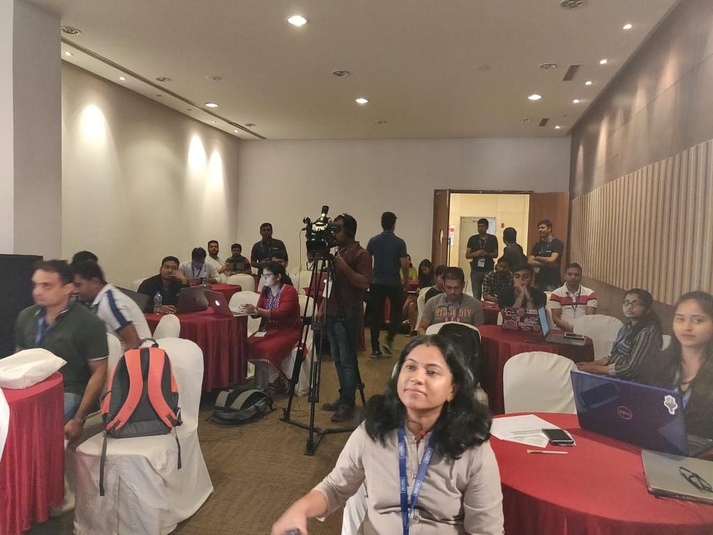 Seats are quickly filling in! Come join us in the second edition of #FutureOfWork ✨