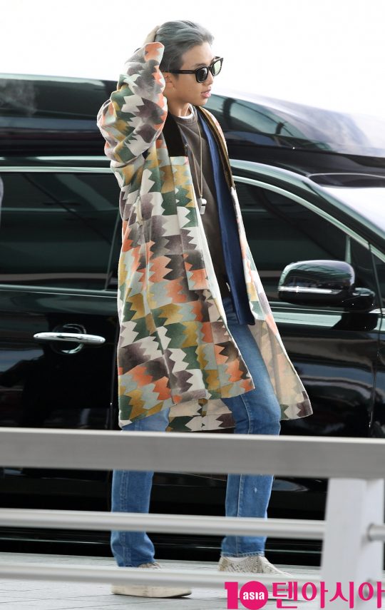 RM BTS di Bandara Internasional Incheon.