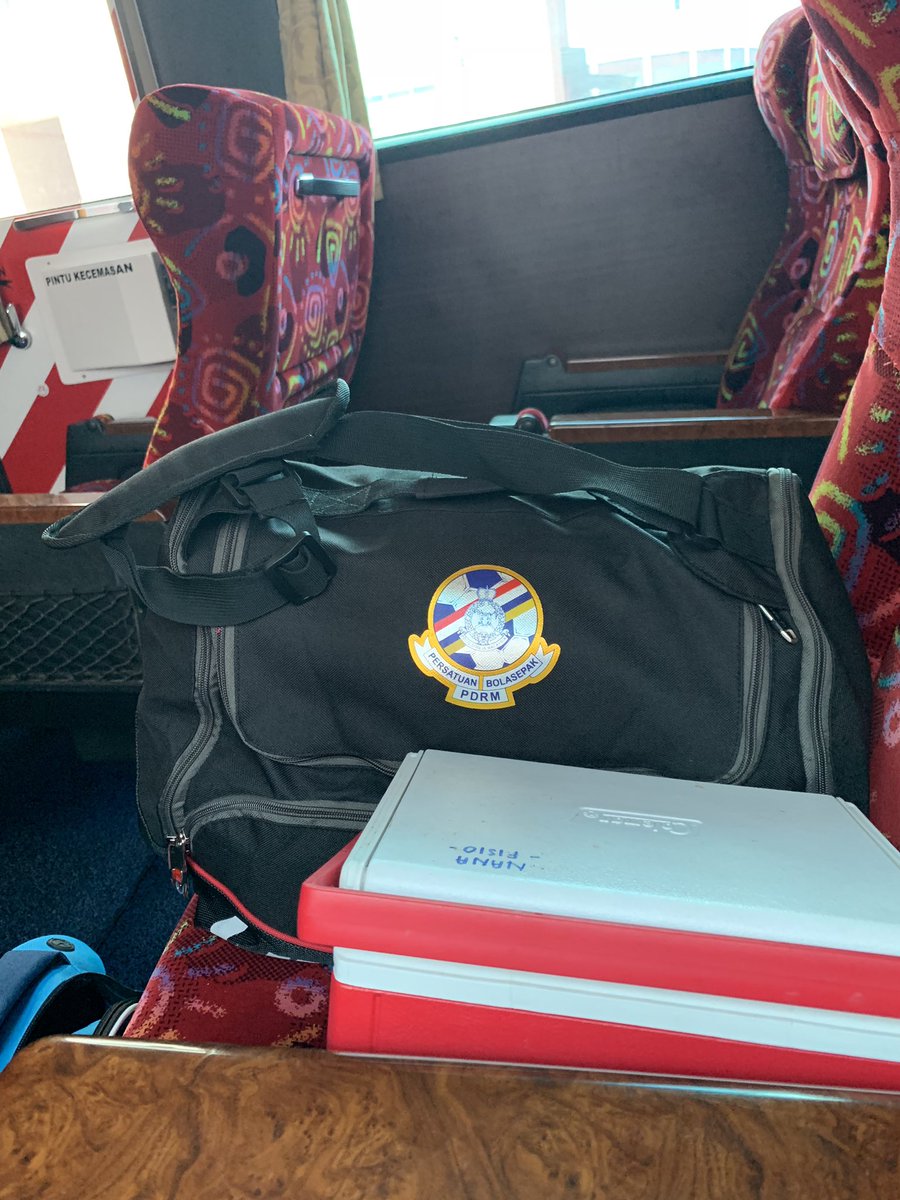 liyanarafiee's tweet photo. Starter kit for Physiotherapist

#halathecops https://t.co/XkJBNQM95O