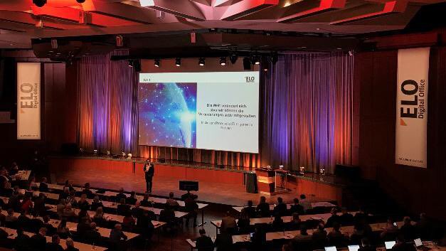 ericweismuc's tweet photo. Rund 800 Teilnehmer informierten sich beim #ELODigital #ECMFachkongress zu Themen rund ums #Dokumentenmanagement sowie die neue #ELOECMSuite12. Weitere Gelegenheiten, das Unternehmen und seine Produkte kennenzulernen bietet ein neues #SolutionDays-Konzept: https://t.co/h5szyDmFbv https://t.co/d1fjoggS4z