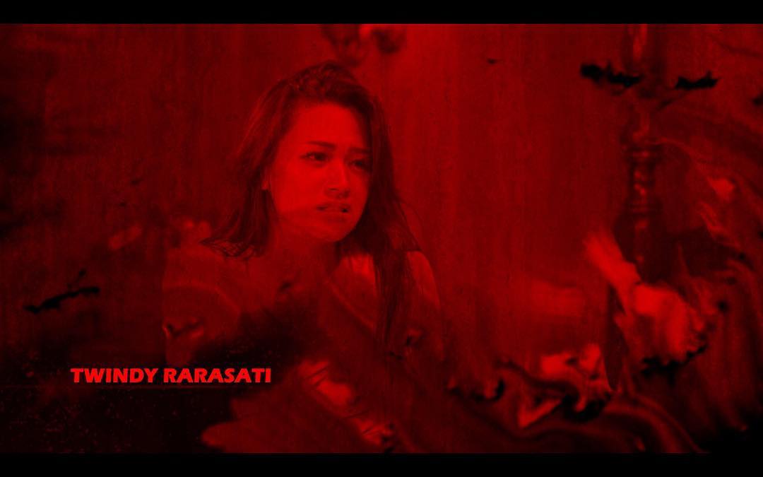 layarcinema_id's tweet photo. Pemain Film 11 - 11 : Apa Yang Kau Lihat?
@rendykjaernett1 Sebagai Galih
#BayuAnggara Sebagai Martin
@TwindyRarasati Sebagai Vania
Produksi : #LayarProduction & #CinemaDelapan
#filmindonesia #filmterbaru #film2019 #comingsoon https://t.co/e1Zb2DL4vD