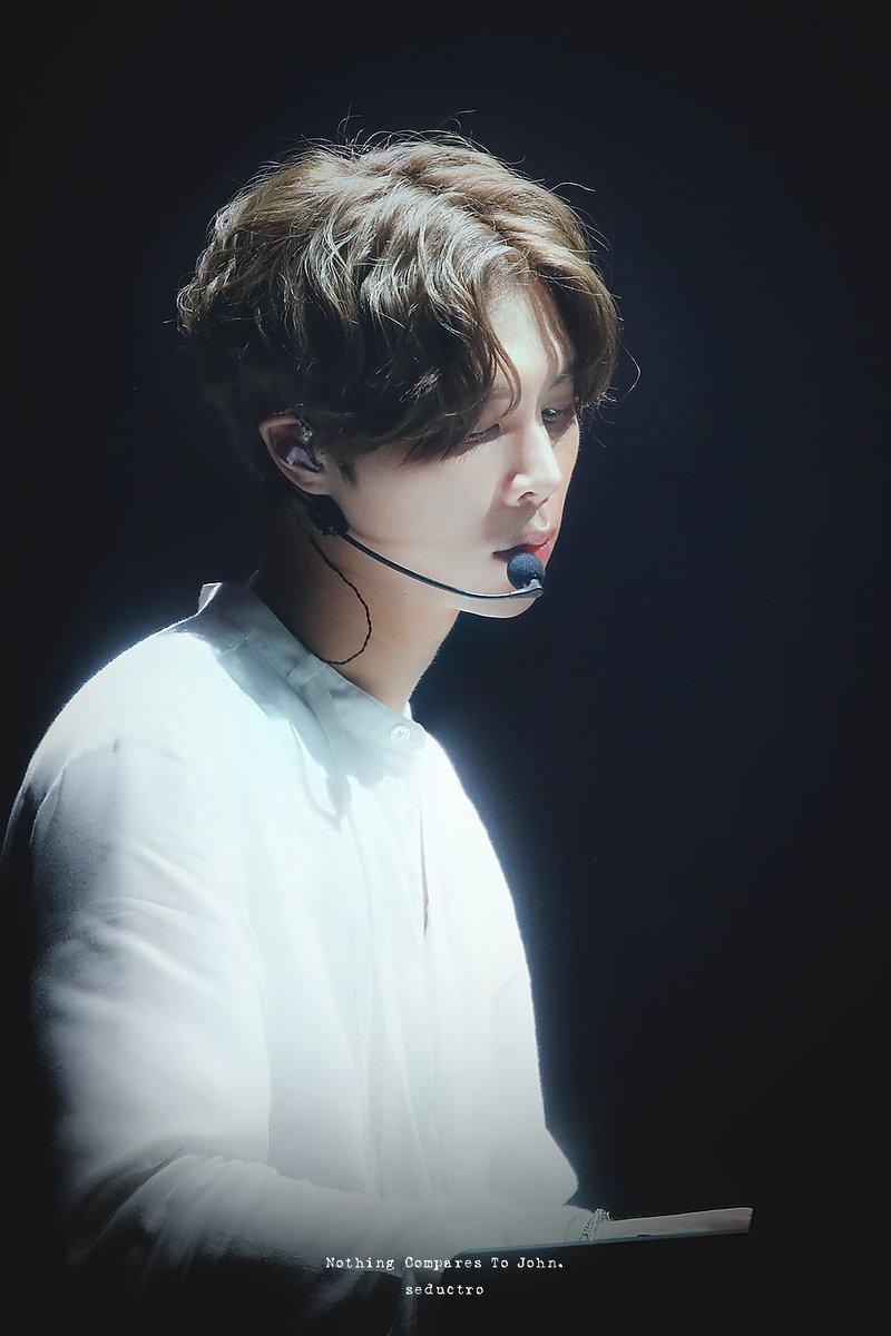 NCTMark_Flowers's tweet photo. You're Gentle
You're Special
You're Important ✨
#HAPPYJOHNNYDAY #JOHNNY #쟈니 #NCT #NCT127 
© @seductro_ https://t.co/kkNHqhGjZh