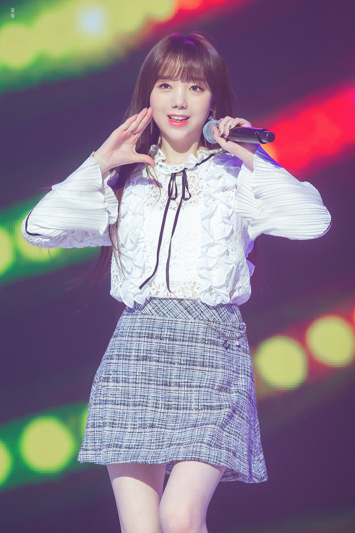 Dy94DluUwAAHMBD.jpg:orig