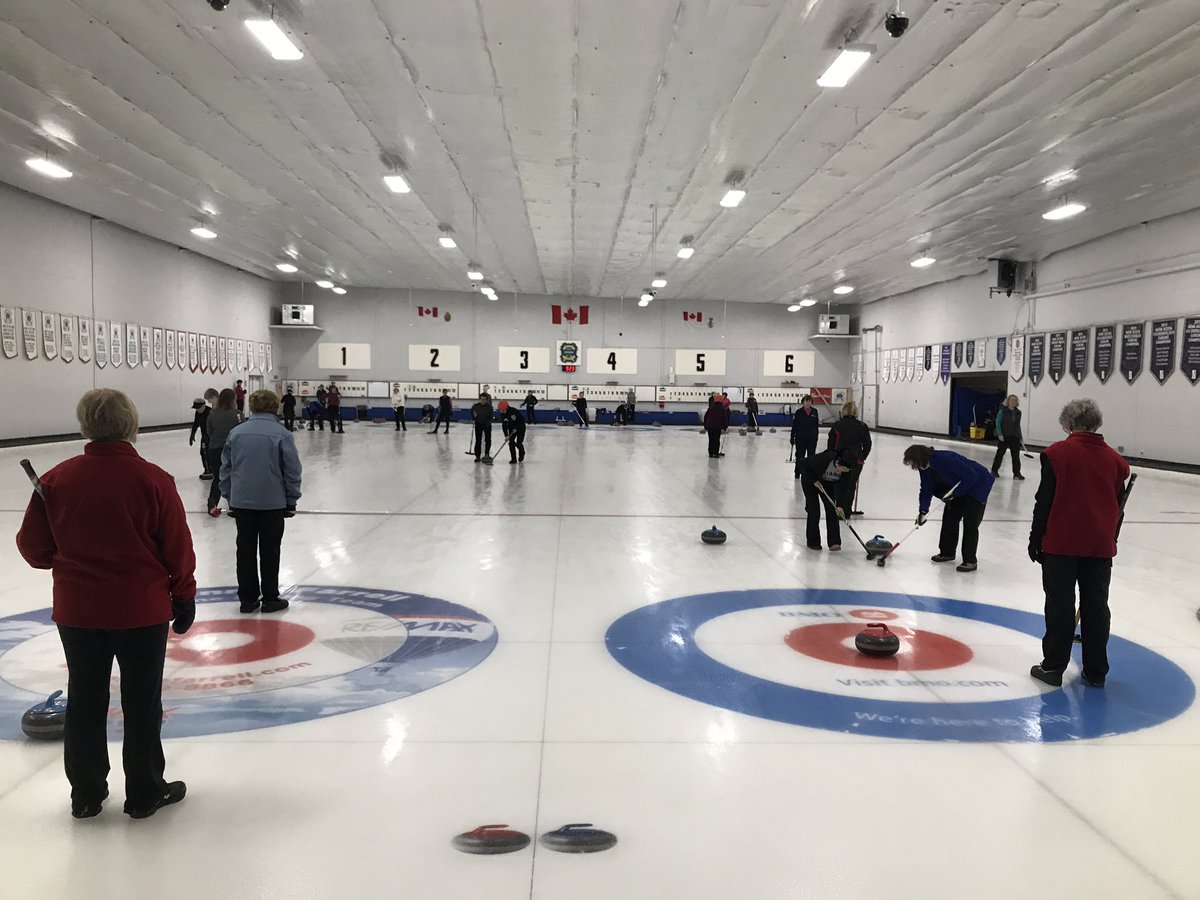 The 44th annual Off Broadway bonspiel is underway! #hurryhard