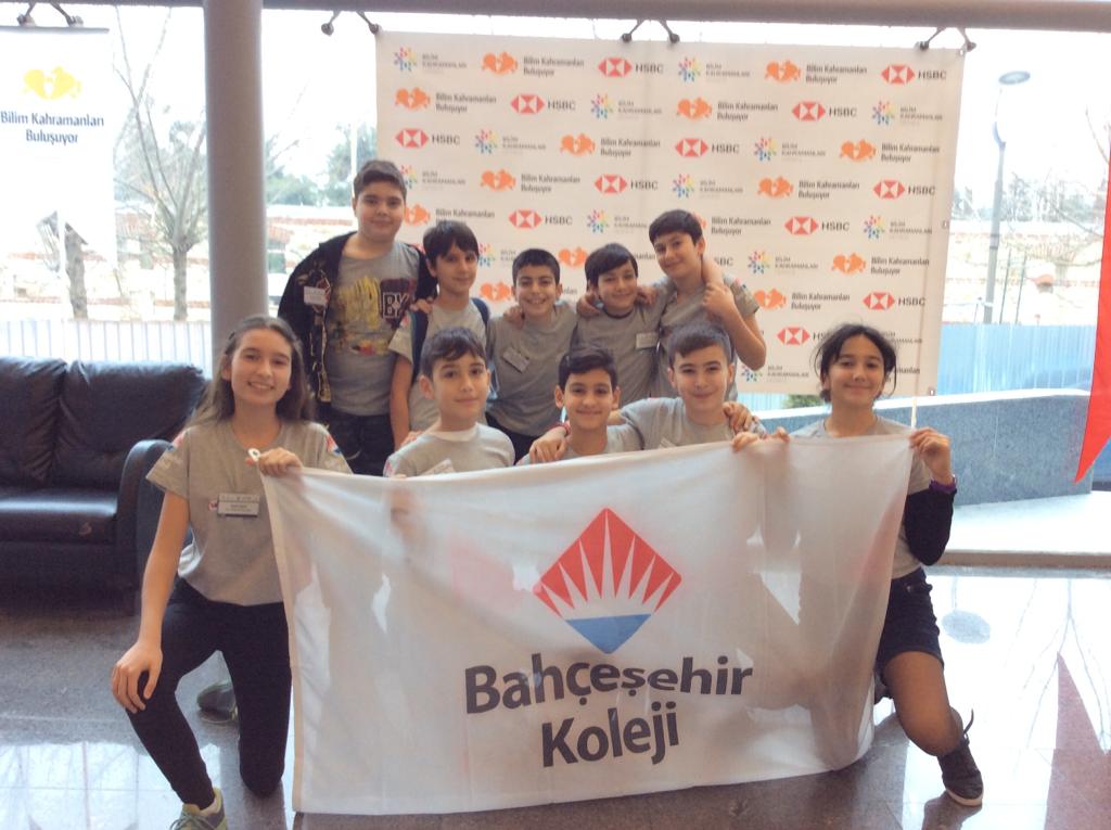 Bahcesehirum's tweet image. Okul robotik takımımız Ümraniye Lego Team FLL için turnuvada yerini aldı. #codingBK @duygubiyikoglu @bsraltntas @CGaripagaoglu