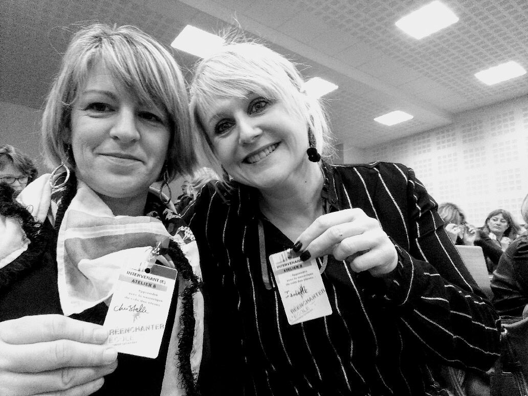 IsabelleSaison's tweet photo. Journée pédagogique pour le réenchantement de l’école #DDEC62
Apprendre avec le numérique côté élèves avec @Pr_Ramery et @tchoulelacroix à Calais #SaintPierre https://t.co/txXVq4RvFc