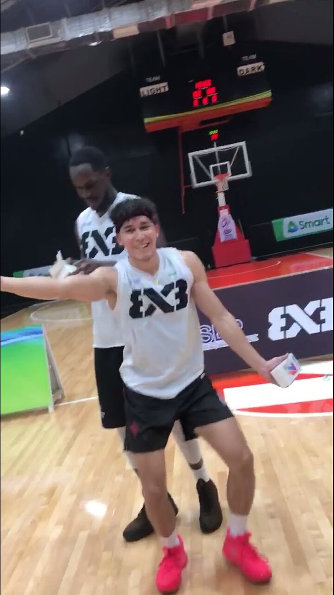 bicepsnijoe's tweet photo. why'd you have to be si friggin' cute??😢❤ https://t.co/VLb7CG9oUT