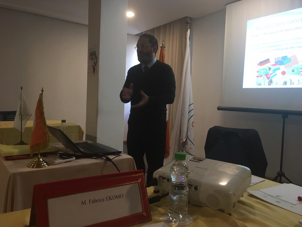 gcafrad's tweet photo. 6e Journée de l'Académie Panafricaine pour la Coopération Interrégionale : le Management Interculturel. Pr. Saïd Msassi ( Maroc) https://t.co/23ZsFMLZNo