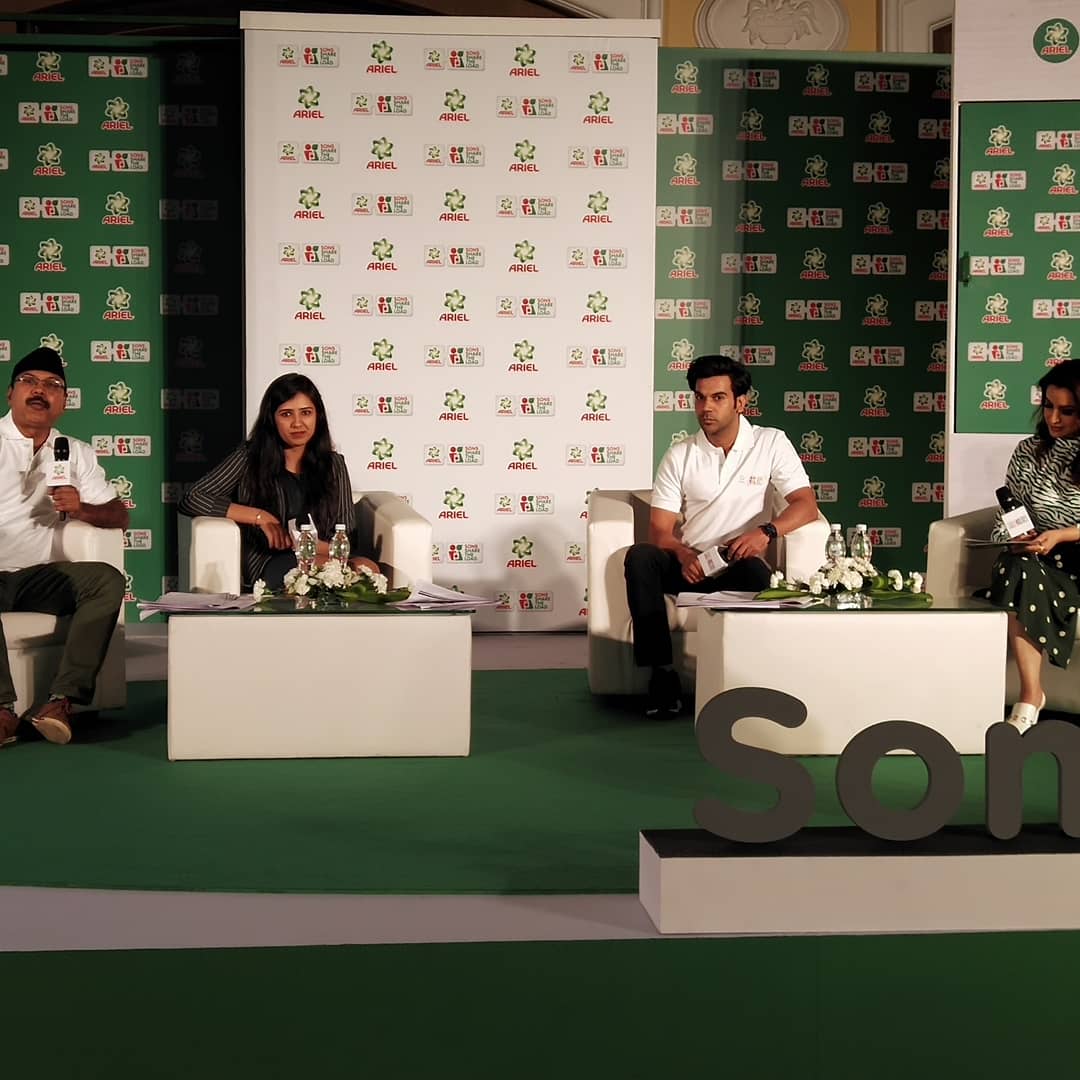 foodietweeter's tweet photo. @ArielIndia launched the campaign #ShareTheLoad to instil the right attitude in the parents to teach boys about sharing the load at home.

#ShareResponsibilities
#MenShareTheLoad
#NotJustHerJob #TimeToChange
#TogetherIsBetter
#Equality
#StepToChange  
#ChangeBeginsAtHome https://t.co/SG4TpETfd5