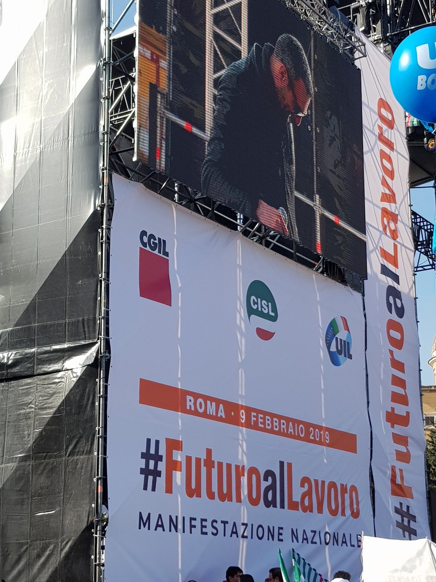 CgilBologna's tweet photo. #FuturoalLavoro #FunzionePartigiana #welcometoRome #9febbraio https://t.co/ct0vuyGawr