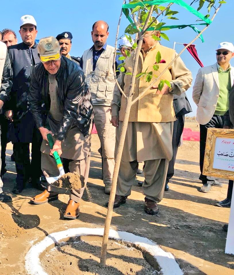 ClimateChangePK's tweet photo. Prime Minister Imran Khan has launched the Spring 2019 Tree Plantation Drive near Naankana sb in Punjab. 

PM also inaugurated Balloki #NatureReserve forest and #Wildlife sanctuary

#Plant4Pakistan https://t.co/tToKekUHt7