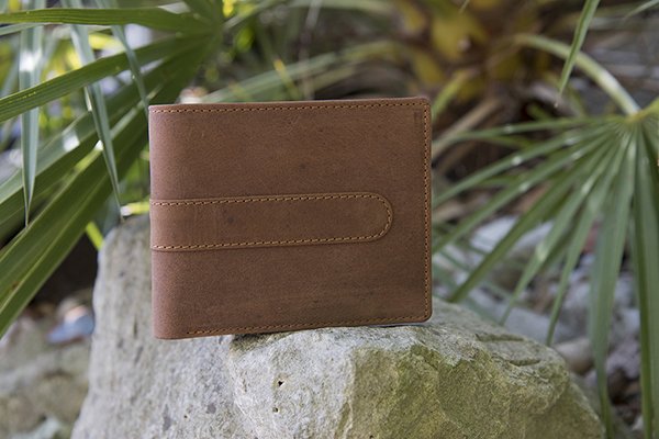 just4leather's tweet photo. J4L February Giveaway - Wombat Urban messenger bag and matching leather wallet Ends 1st March 2019 To enter retweet this, tag a friend and use the #just4leathergiveway hashtag! https://t.co/mK2N0bTwS3