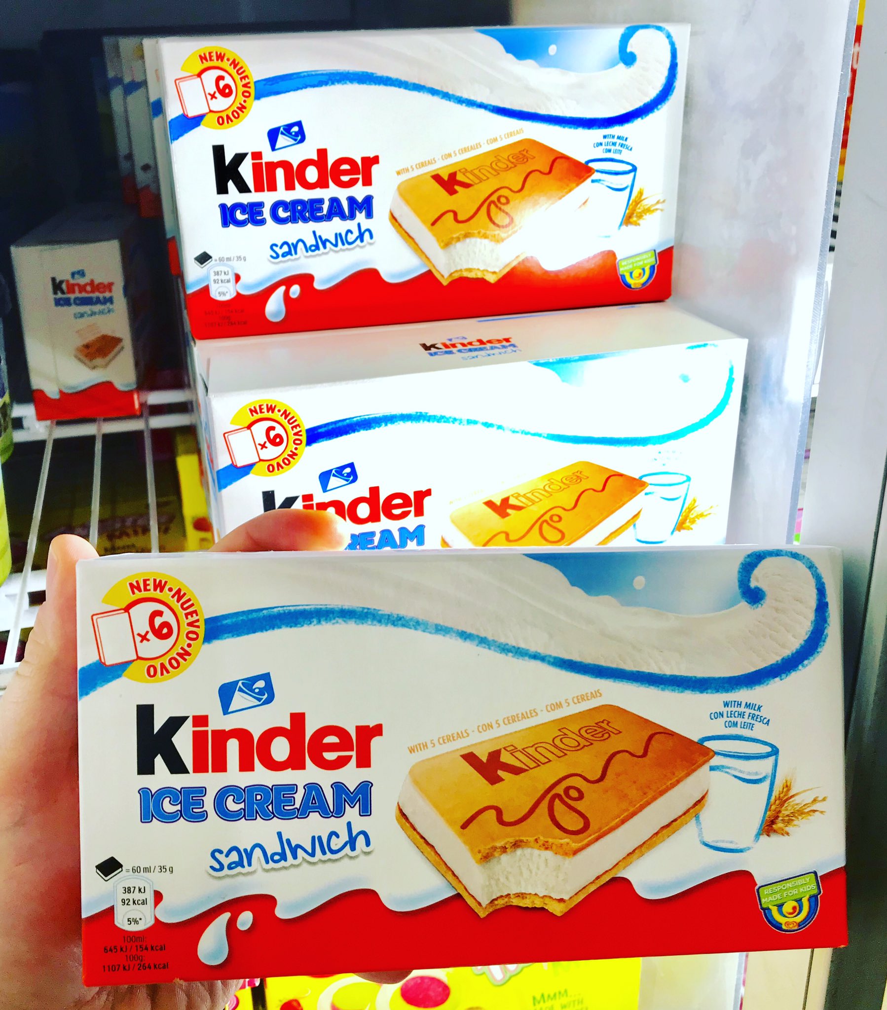 Kinder ice online cream sandwich