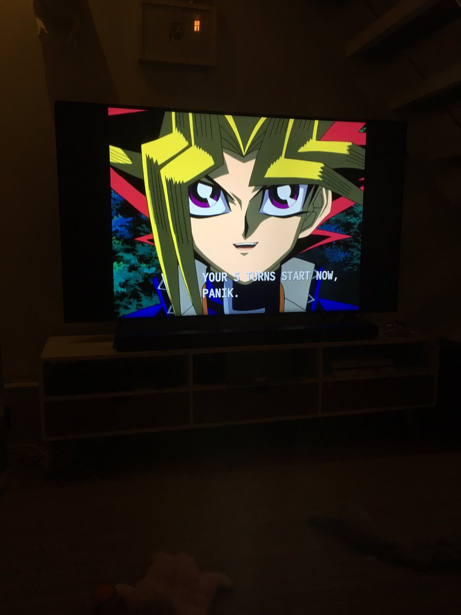 shadowhammer_'s tweet image. Hobbying while watching yu-gi-oh with @Dan_Brewer89 😂

#nerdlyf