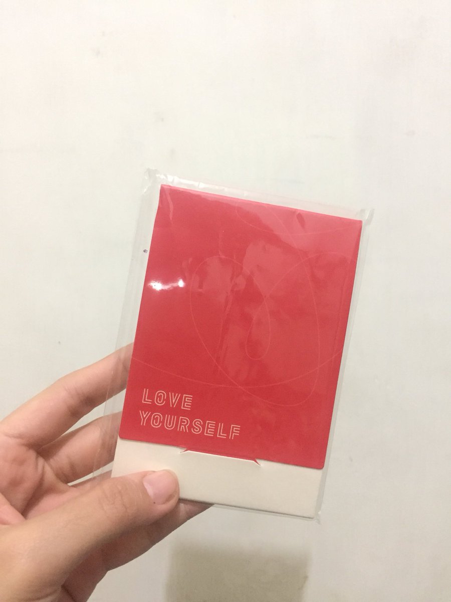 moontaepjm's tweet image. #WTS MINI PC OFFICIAL MERCH #BTS LYTOUR (Singapore)
-no defect
- 7 member + 1 unit
-price: IDR 325.000
Preferably Indonesia, contact me thru DM😉
#jualpcbts #BTSLoveYourselfSG #JualmerchandiseBTS #indonesia #officialmerchBTS