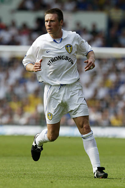 Happy Birthday to former   & midfielder Nick Barmby!        