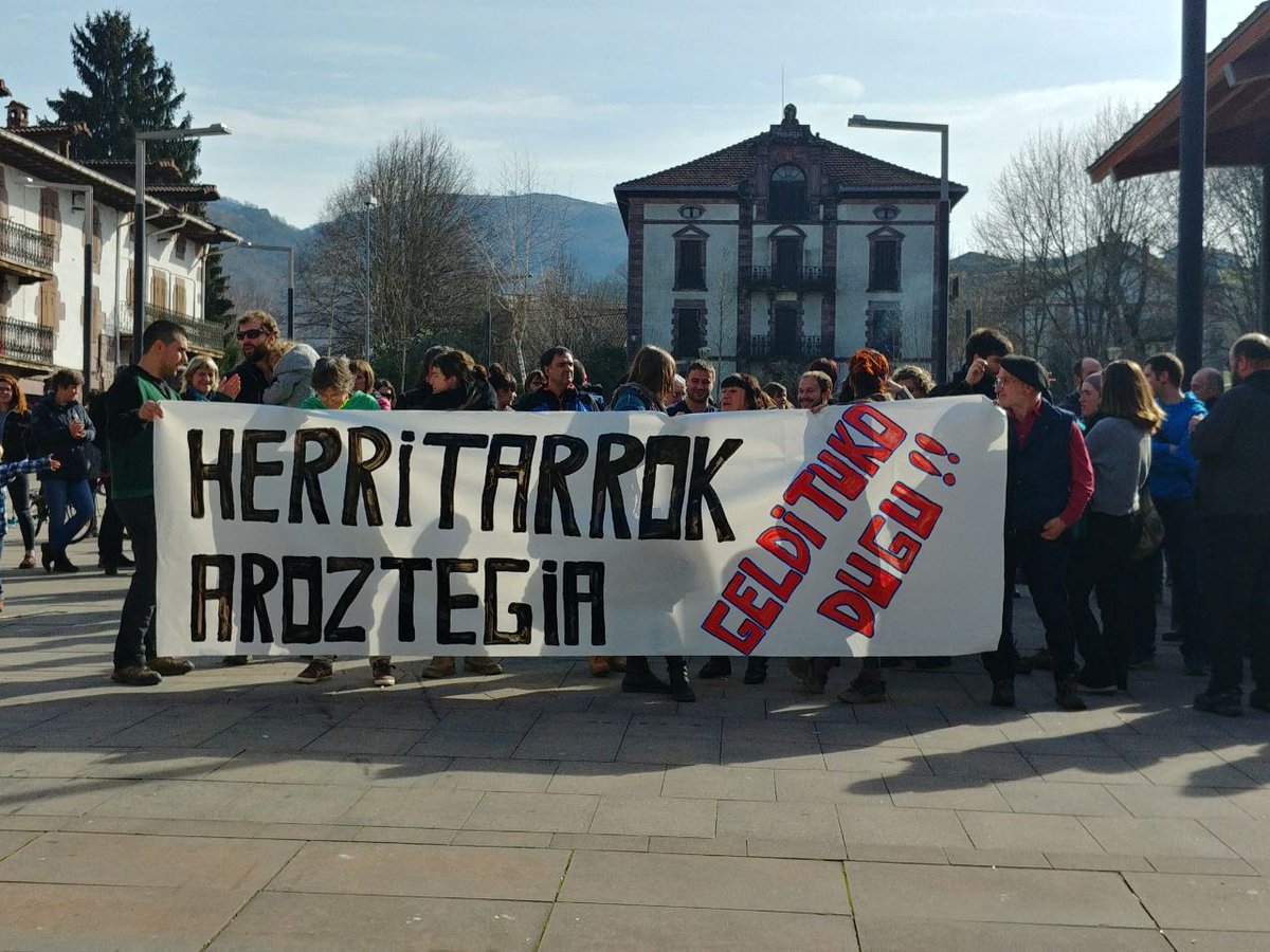 Aroztegia eta gero zer bilaketarekin bat datozen irudiak