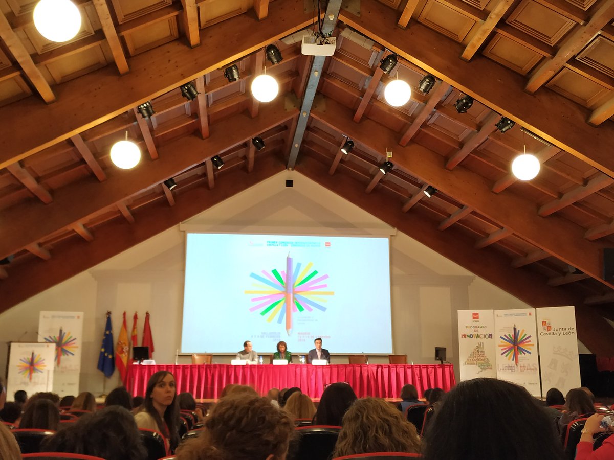 Irene_alv's tweet image. Seguimos en #innovabilingüe19_CyLMadrid !! Talleres muy interesantes de  CLIL, gamificación, ICT y buenas prácticas😊 #Teacherslearning