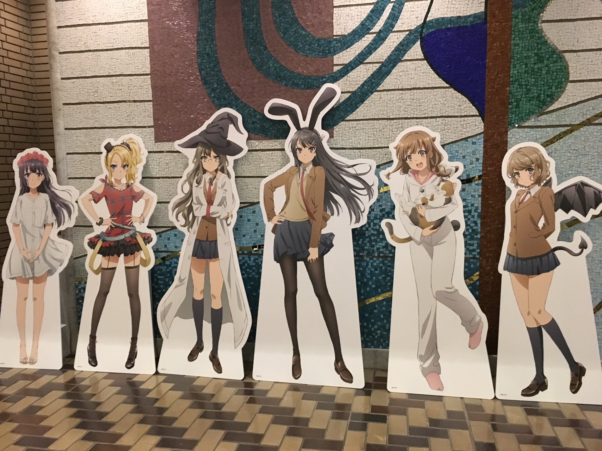 クマシー ずっと願ってた夢が叶って最高の気分 いのりんも真礼ちゃんも可愛すぎや そしてシークレットで種崎さん来るとか夜の部アドすぎるw ギャグレベルもほんと高くてマジで腹抱えて笑いました 向さんいじり最高w アフレココーナーもやばくて早く劇場版