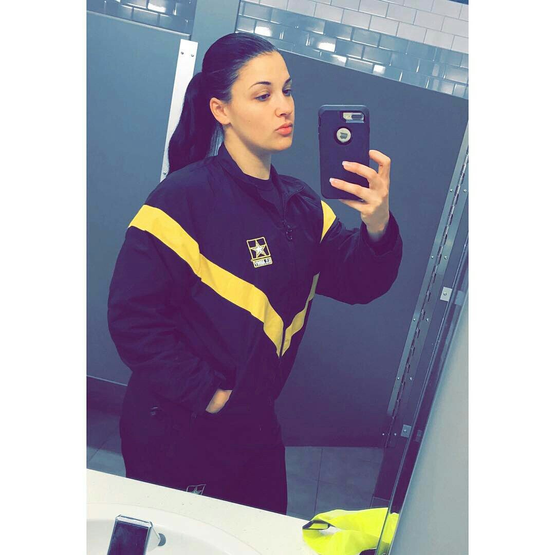 Cherry Bradshaw (@triciabradshaw8) on Twitter photo 