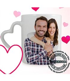 Check out our Valentines gifs available right now from our website, including this really beautiful mug that can be personalised with either photo or text loom.ly/PiM9GtY #valentines #happyvalentinesday #personalisedgifts #printedgifts #supportsmallbusiness #giftideas