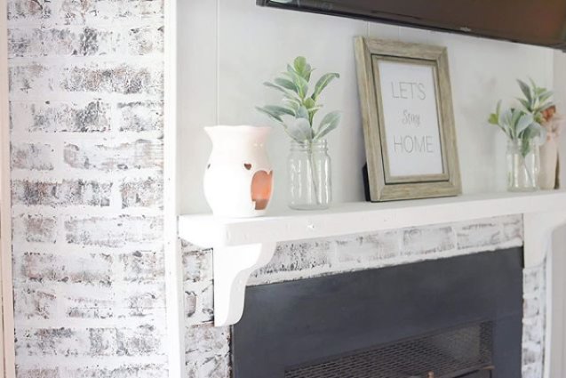 InAWaverlyWorld's tweet image. Reinvent your space with DIY projects like @samanthamcglothin