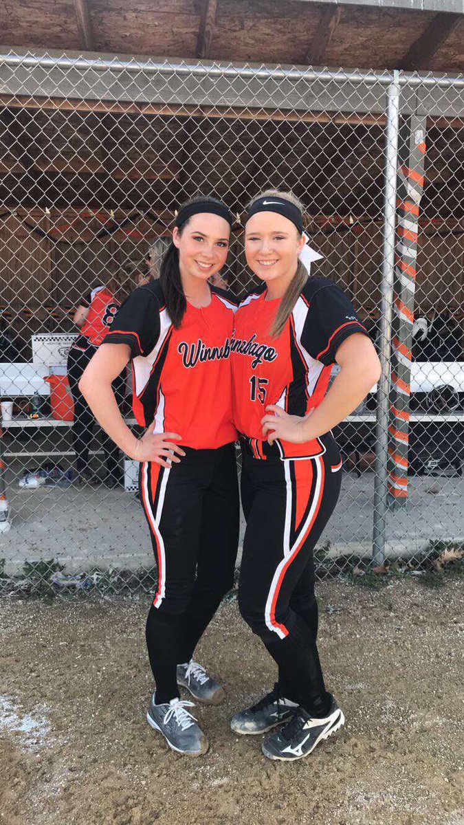 Amanda3casey's tweet photo. Happy bday @liv_mcduff!! Miss ya &amp; sad we won’t have another year of softball together 😢 ily 💘 https://t.co/7jmfuxcUkD