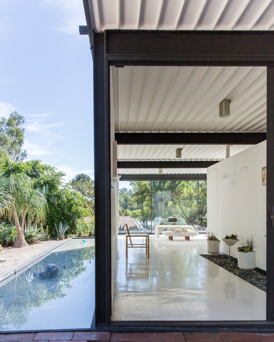 ModernismWeek's tweet image. In my eyes, Modernism is essentially the pursuit of transparency. #CaseStudyHouse #PSModSquad #IGTakeover @EricPetschek