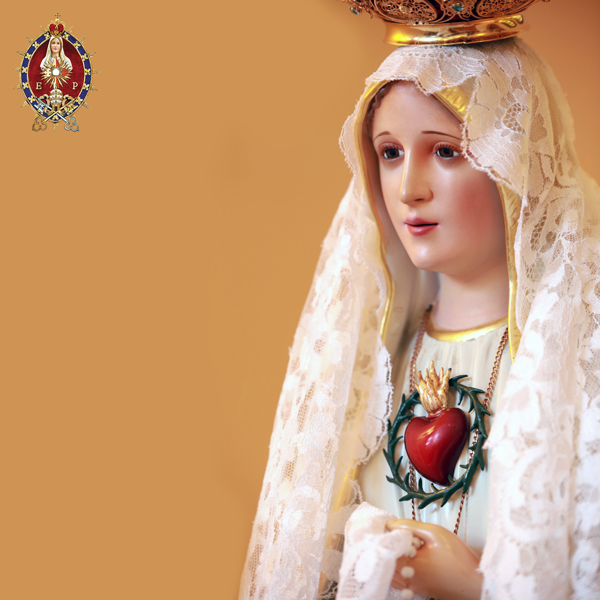 herauts's tweet image. Mère de Dieu et notre Mère, Ciel où Dieu réside, priez sans cesse Jésus pour nous, afin que, par votre entremise, nous puissions trouver miséricorde au jour du jugement, et partager la gloire des élus dans l'éternité. (Saint Jean Chrysostôme) #herauts